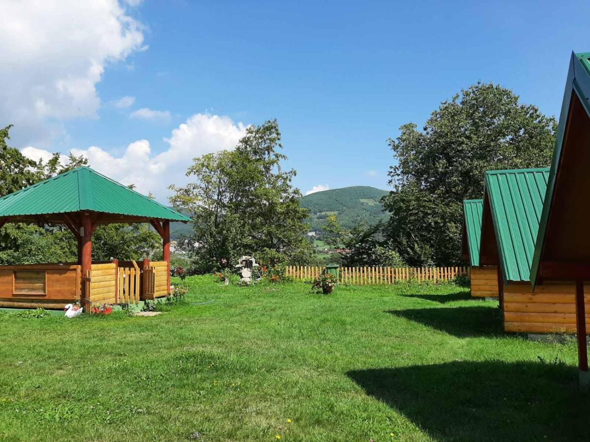 Konaci Oceva Zemlja Bungalovi Konaci Oceva Zemlja Vikendica Мойковац Екстериор снимка